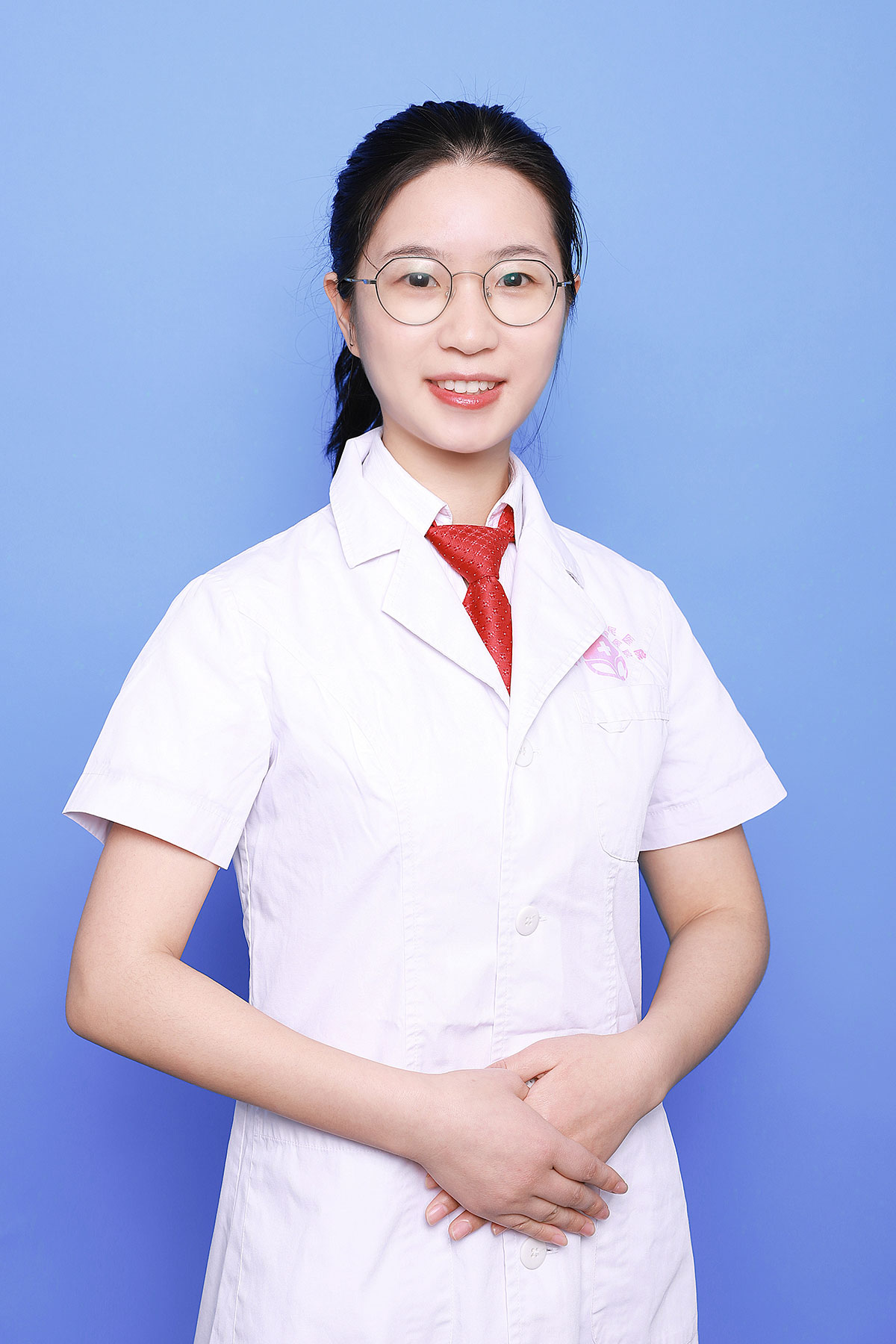 周洋b.jpg